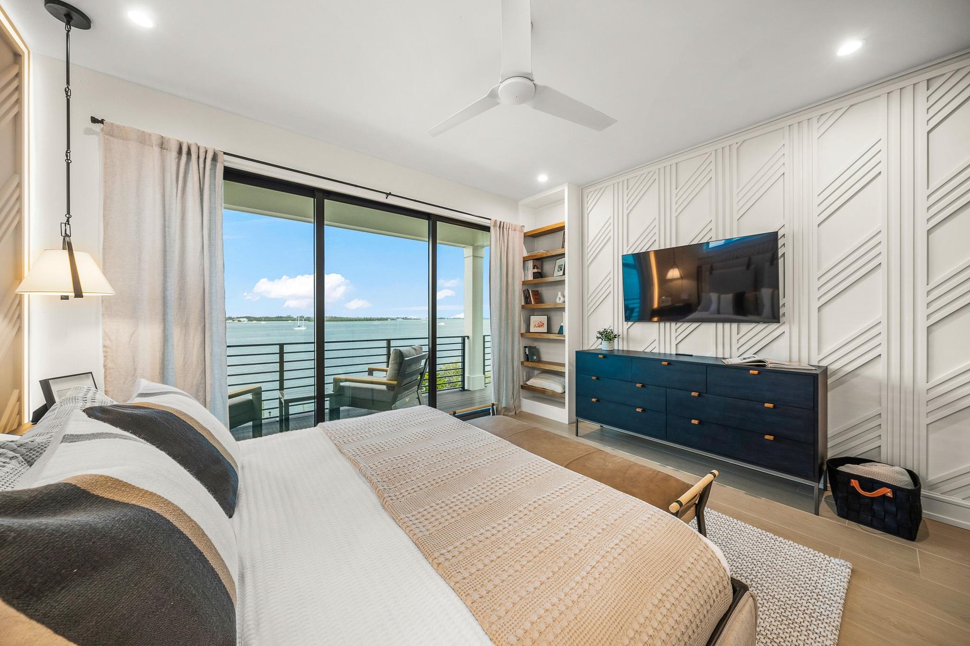 King Bedroom 3