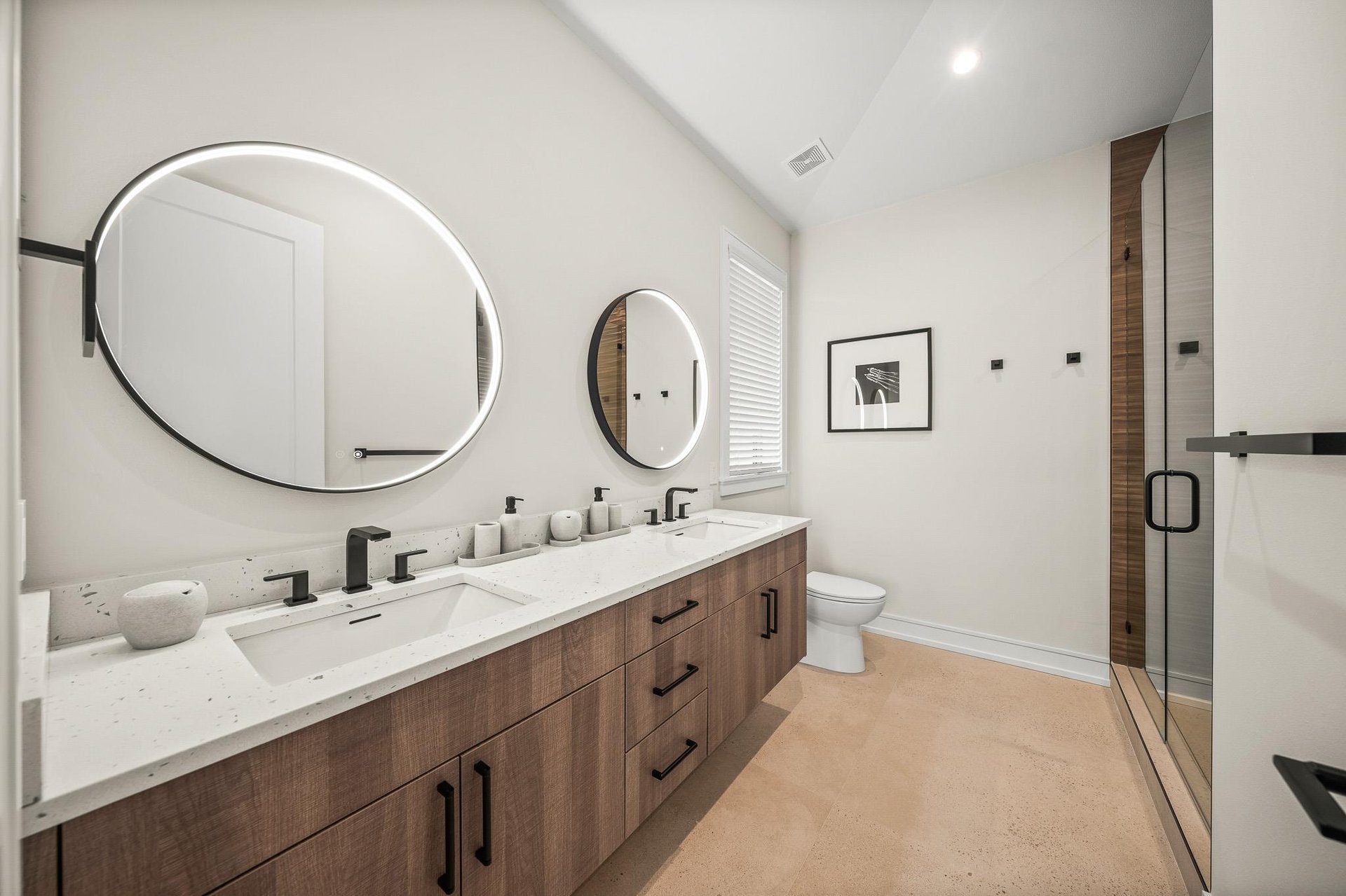 Modern Bathroom