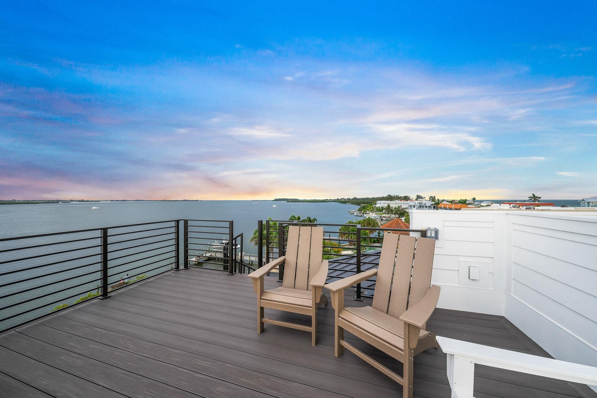Roof Hangout Area