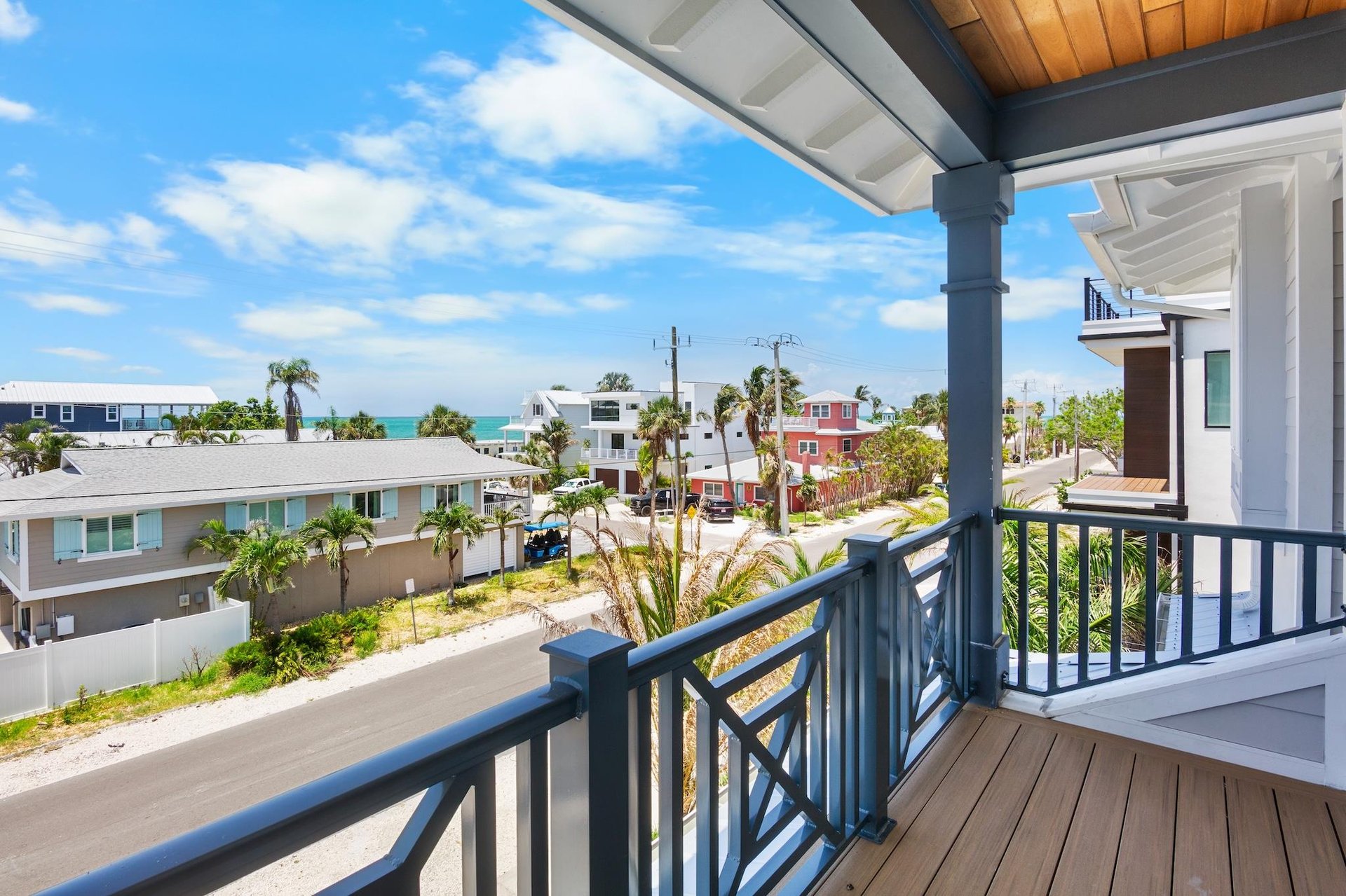 Primary Bedroom, Balcony