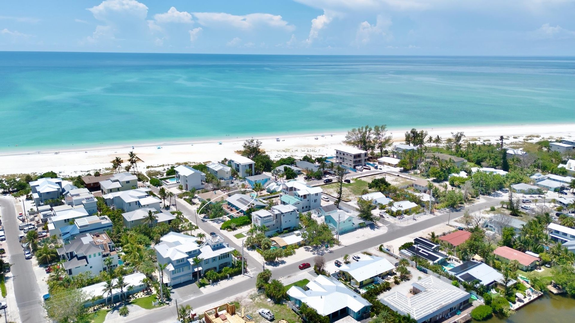 Just minutes to the beach