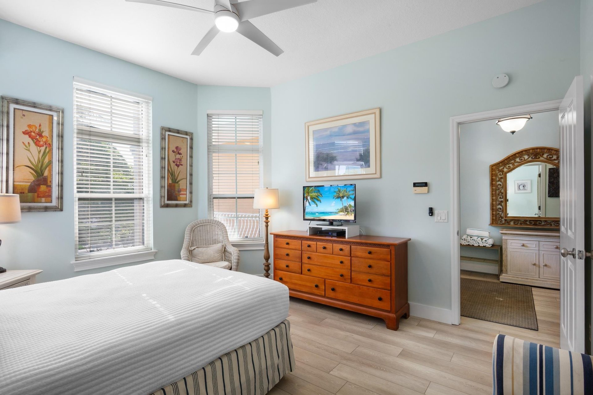 Primary Bedroom, Full