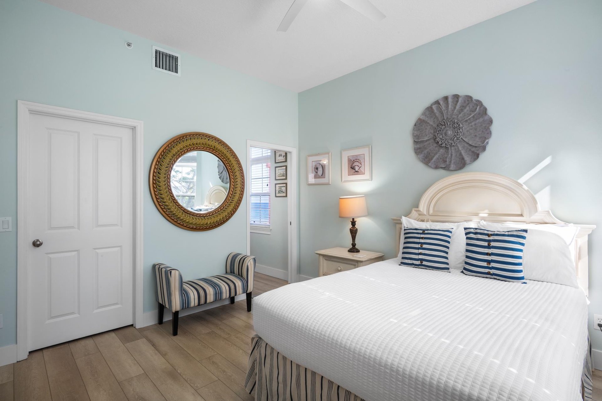 Primary Bedroom, Full