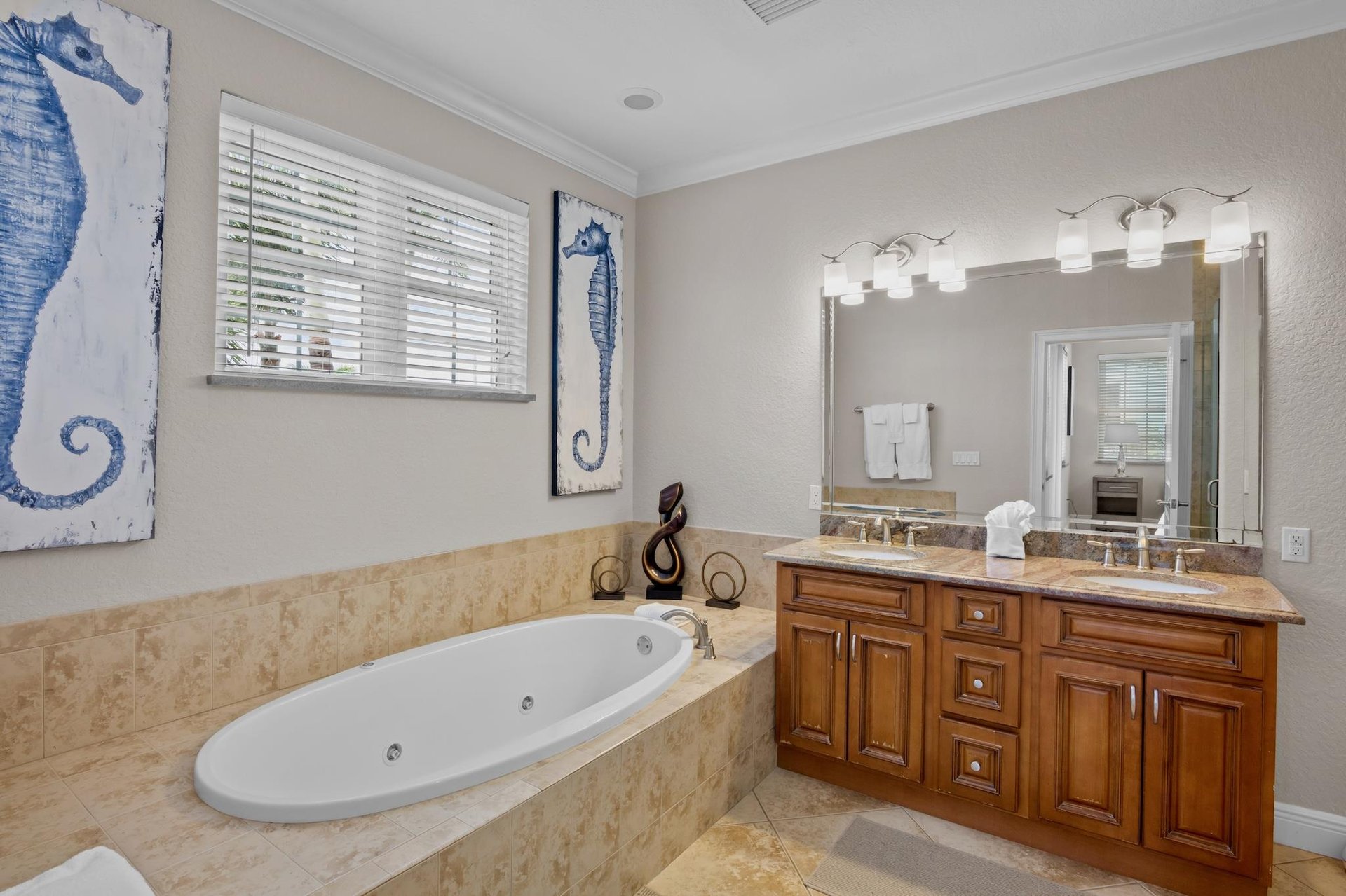 Primary Bathroom, Ensuite
