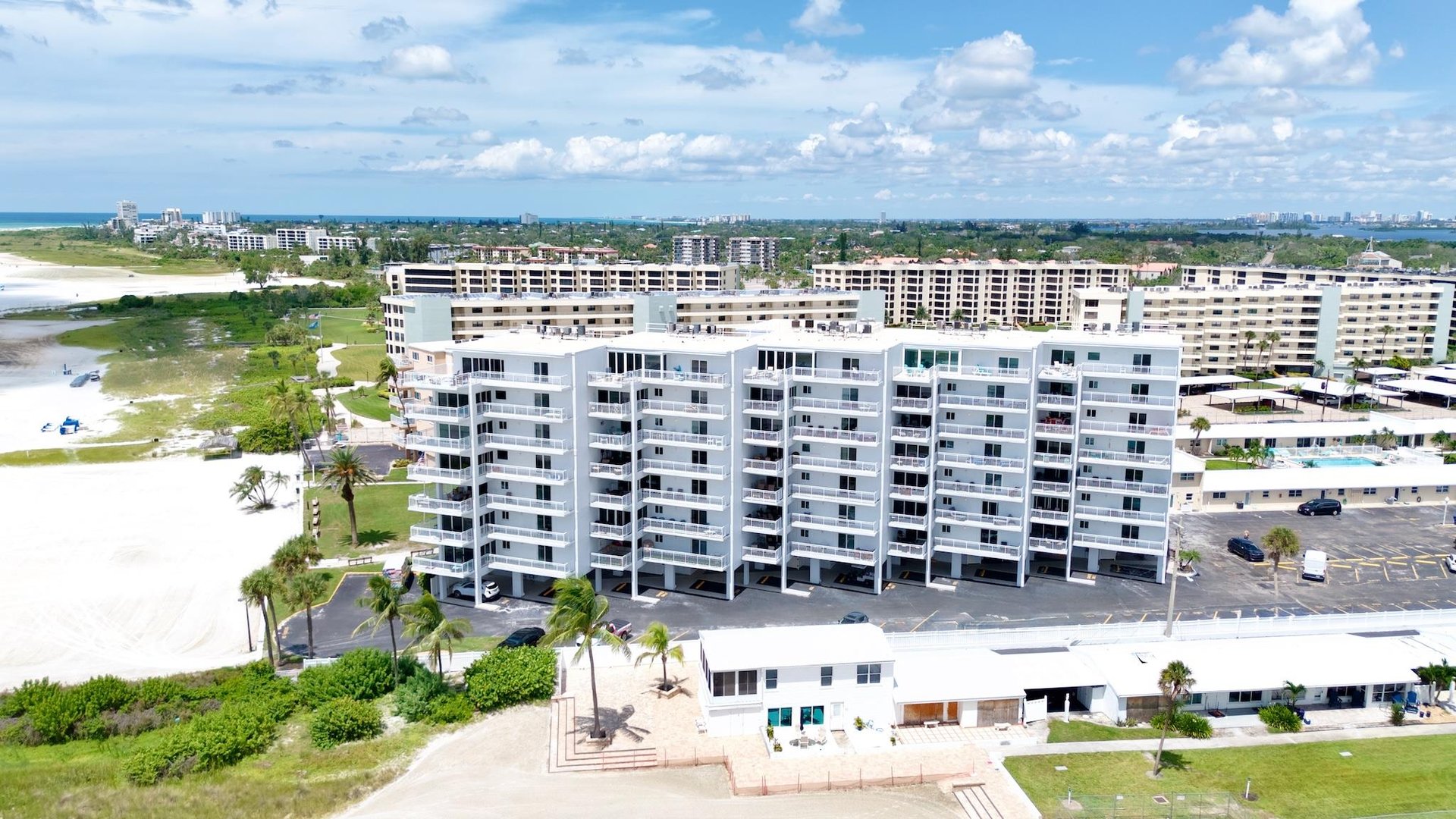 Jamaica Royale  Tropical Sands Accommodations