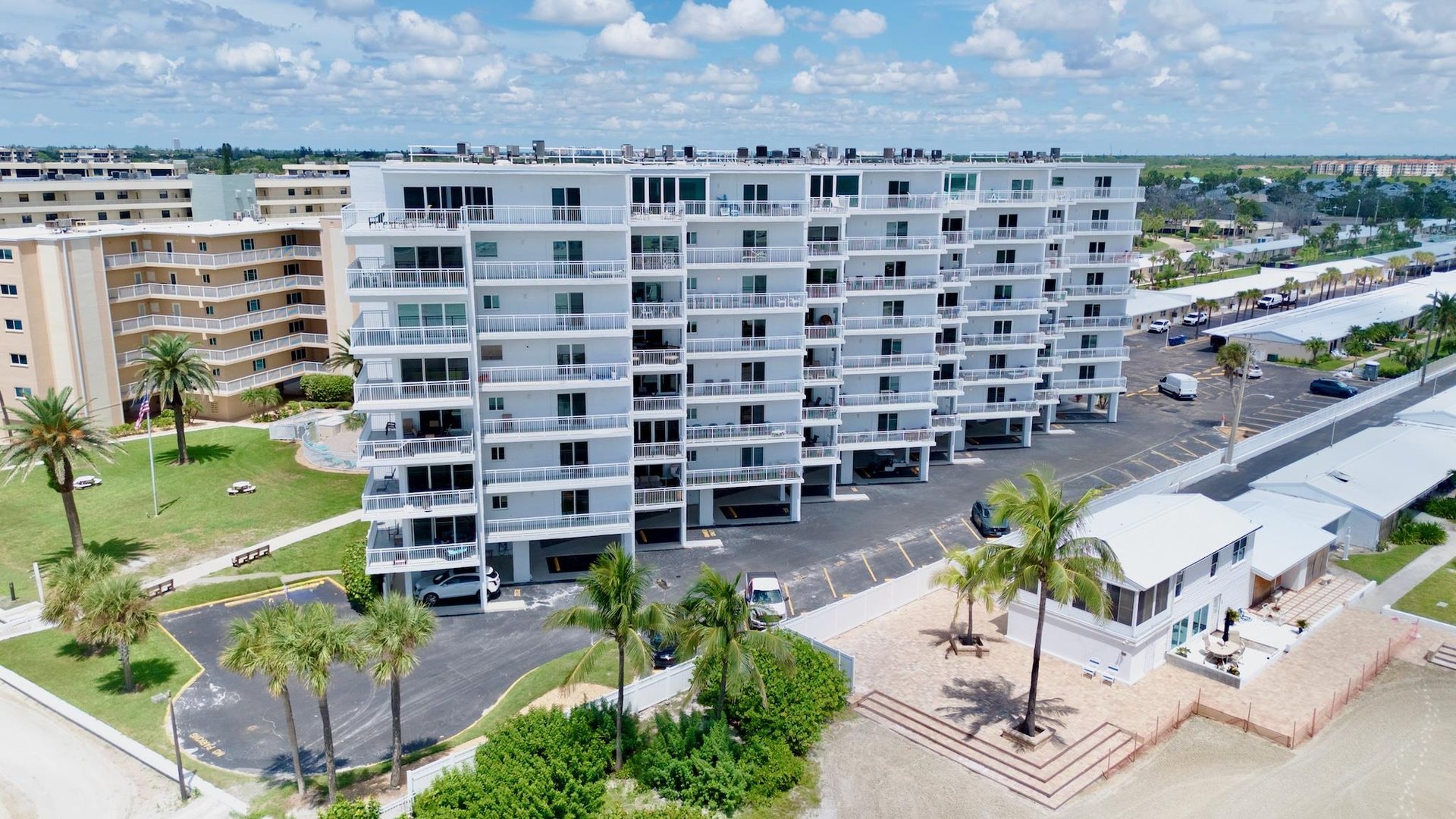 Jamaica Royale  Tropical Sands Accommodations