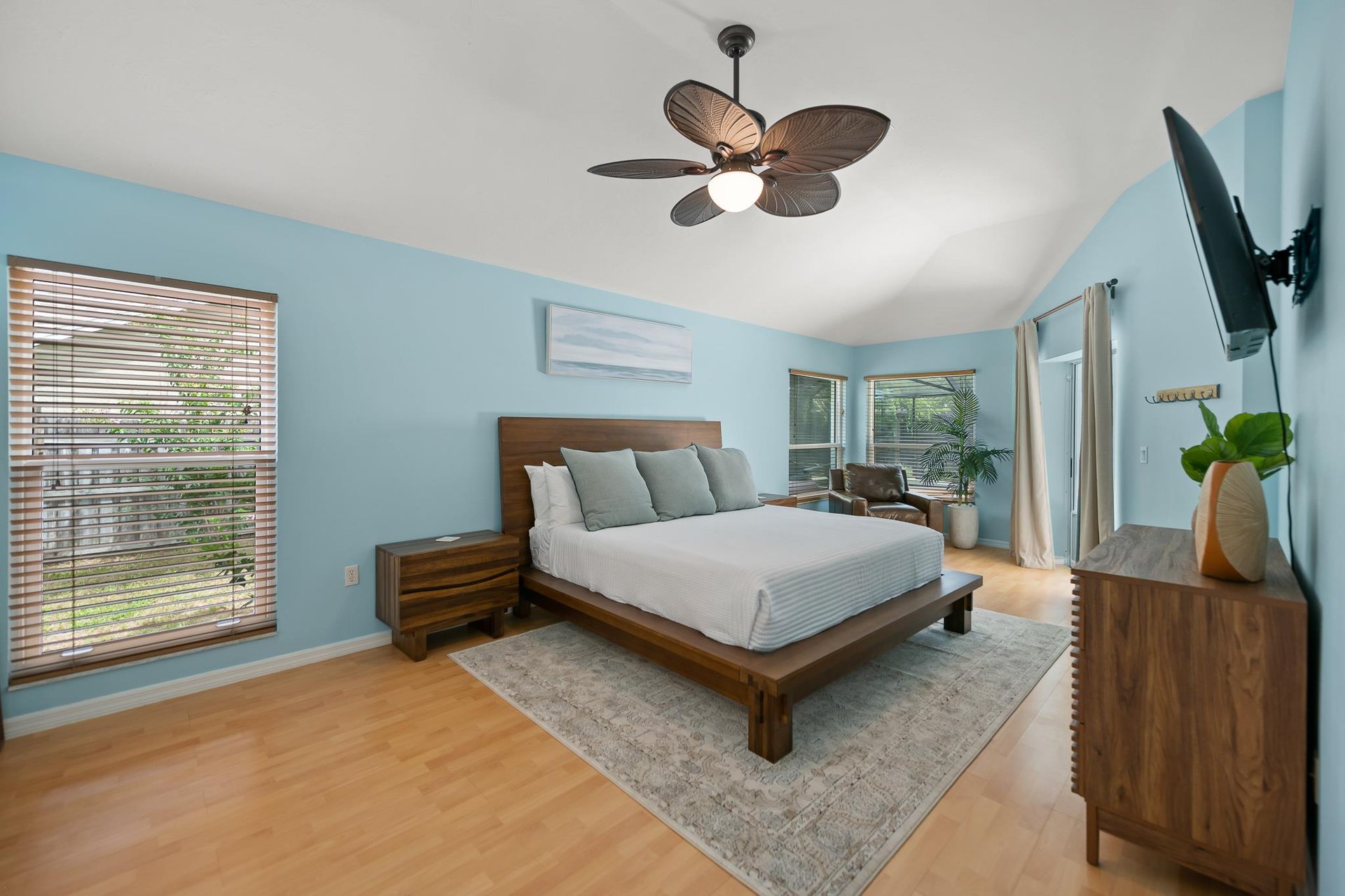 Second Bedroom  King