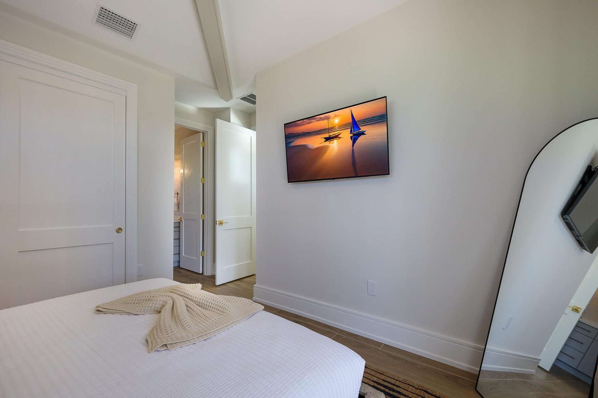 Eighth Bedroom  King with Tv