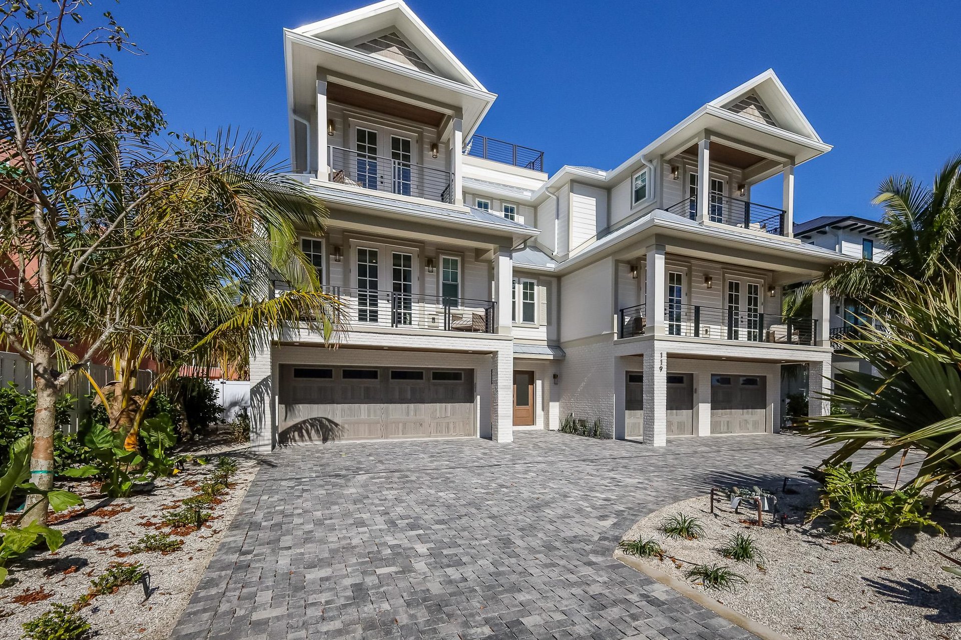 Big Kahuna by Lido Key Vacations