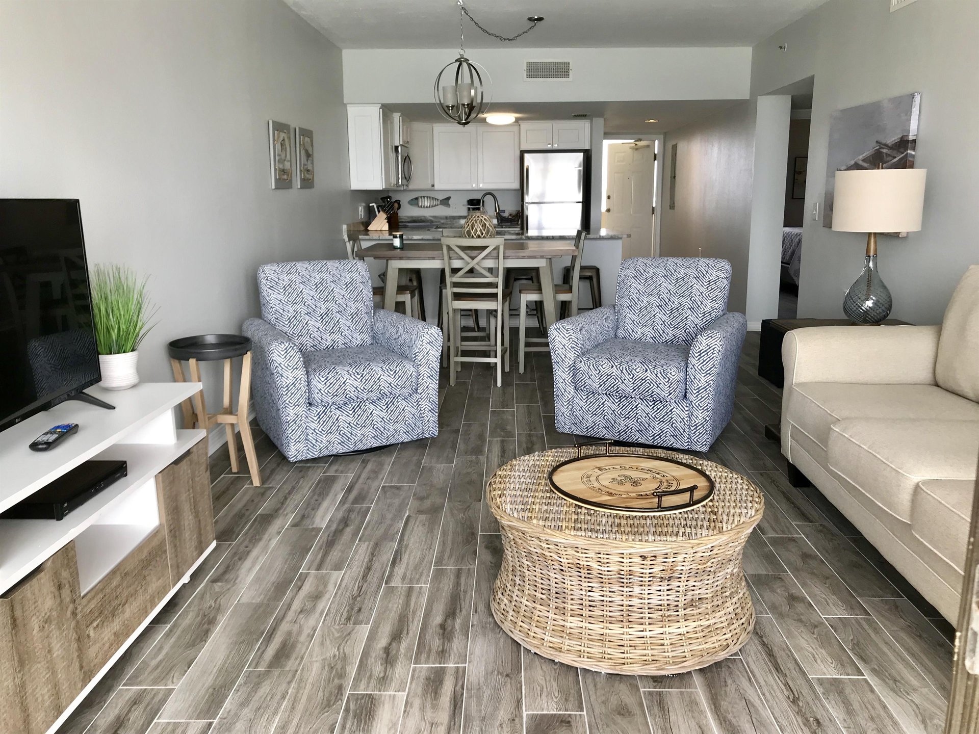 Tropical Winds 602 5