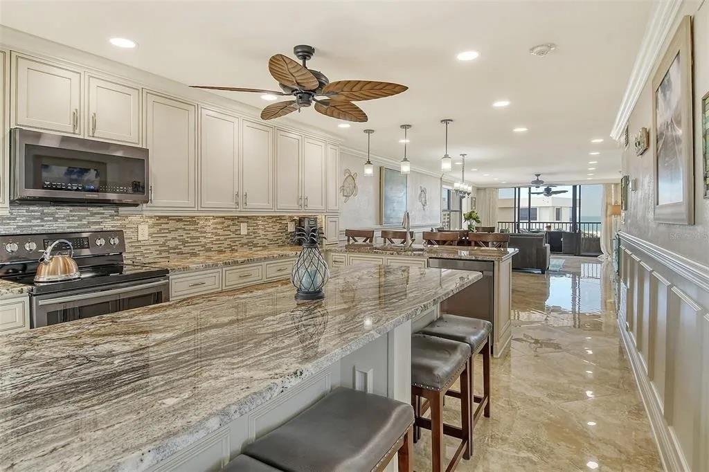 Gulf and Bay Club C701 by Tropical Sands Accommodations