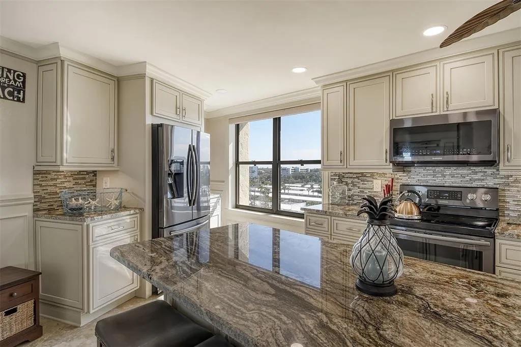 Gulf and Bay Club C701 by Tropical Sands Accommodations