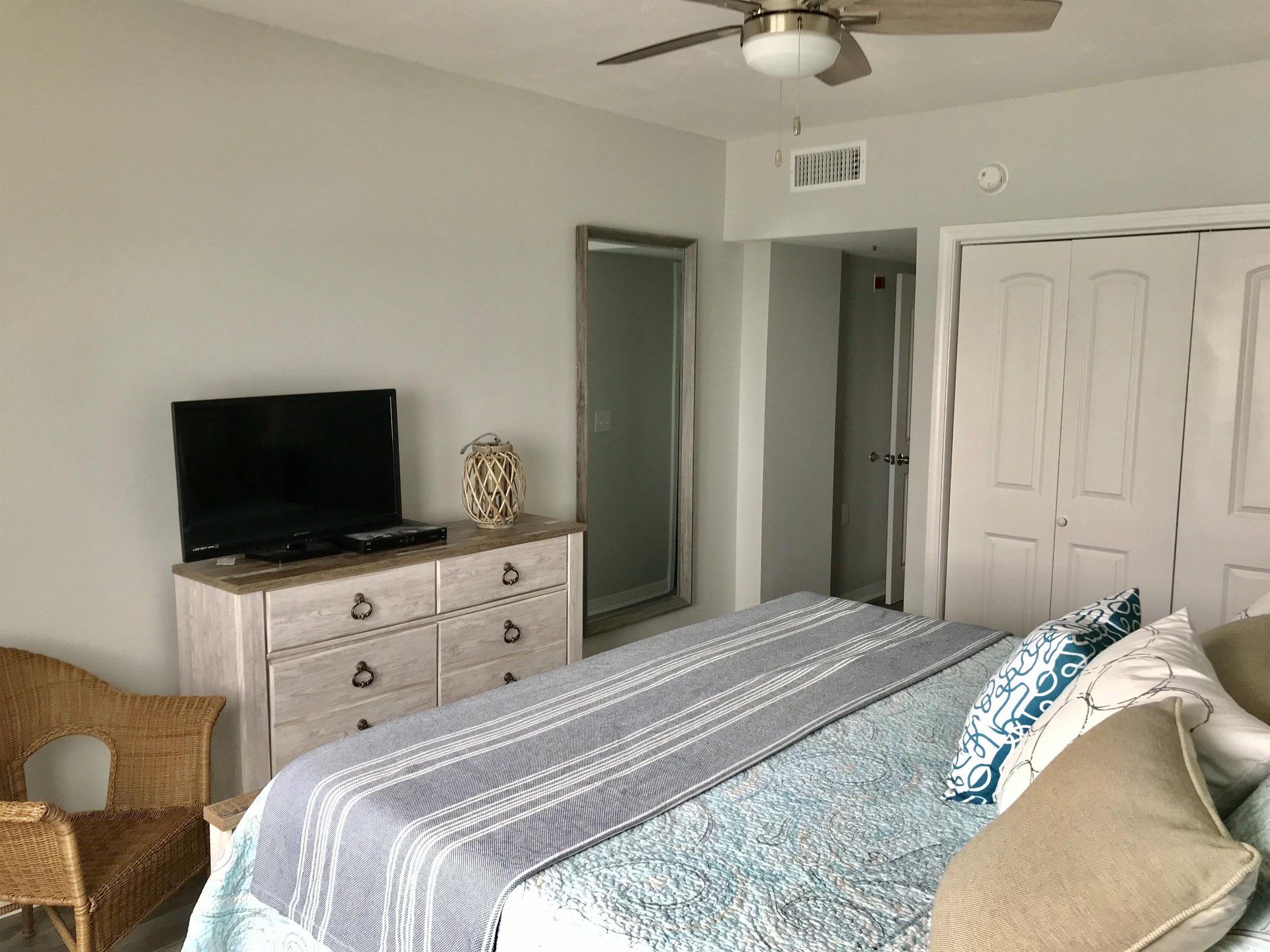 Tropical Winds 602 13