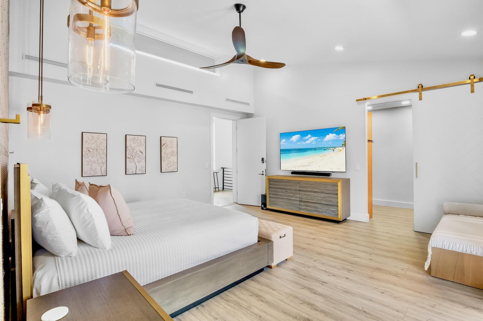 Primary Bedroom, King