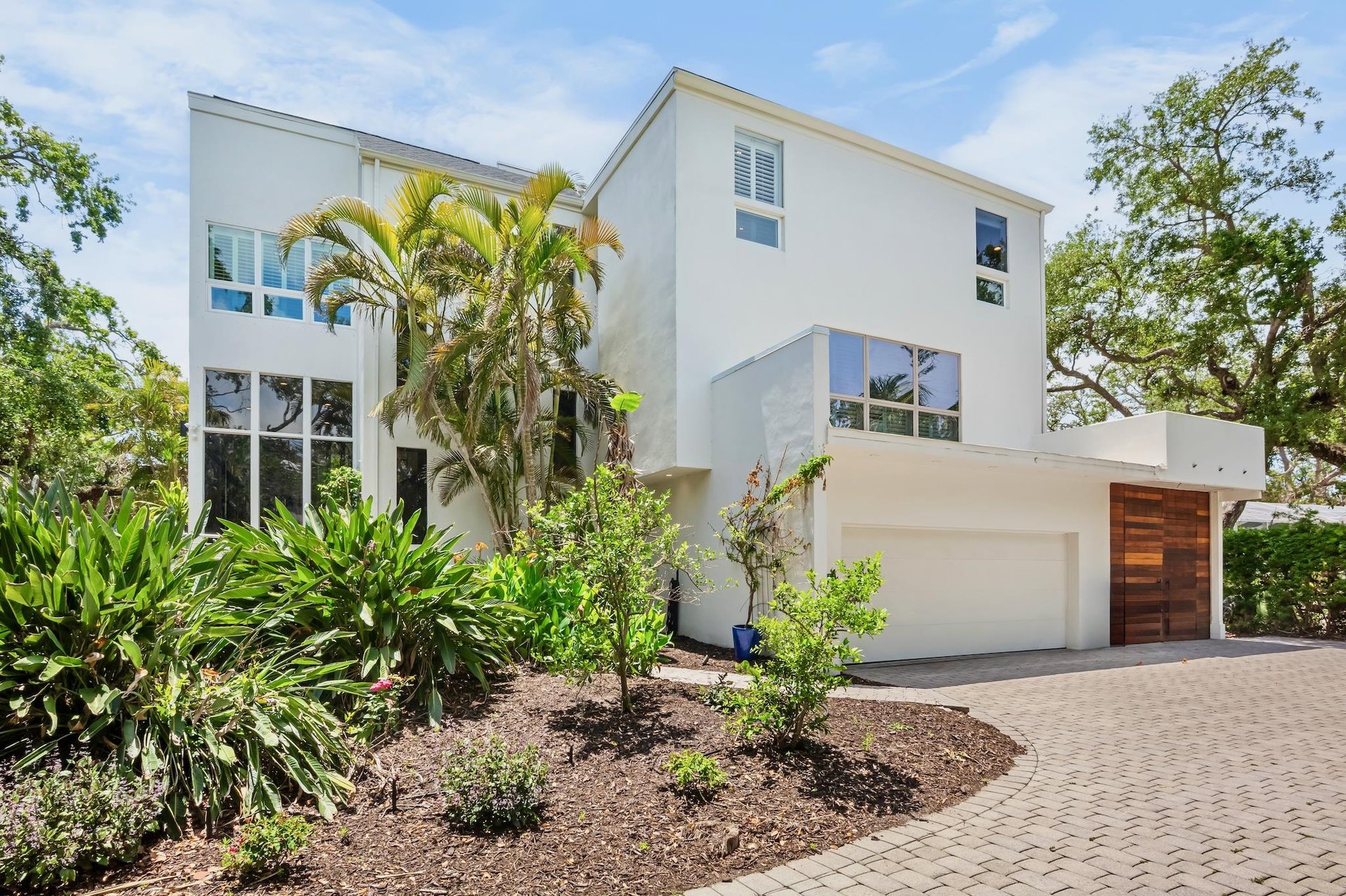 Casa Blanca by Siesta Key Luxury Rental Properties