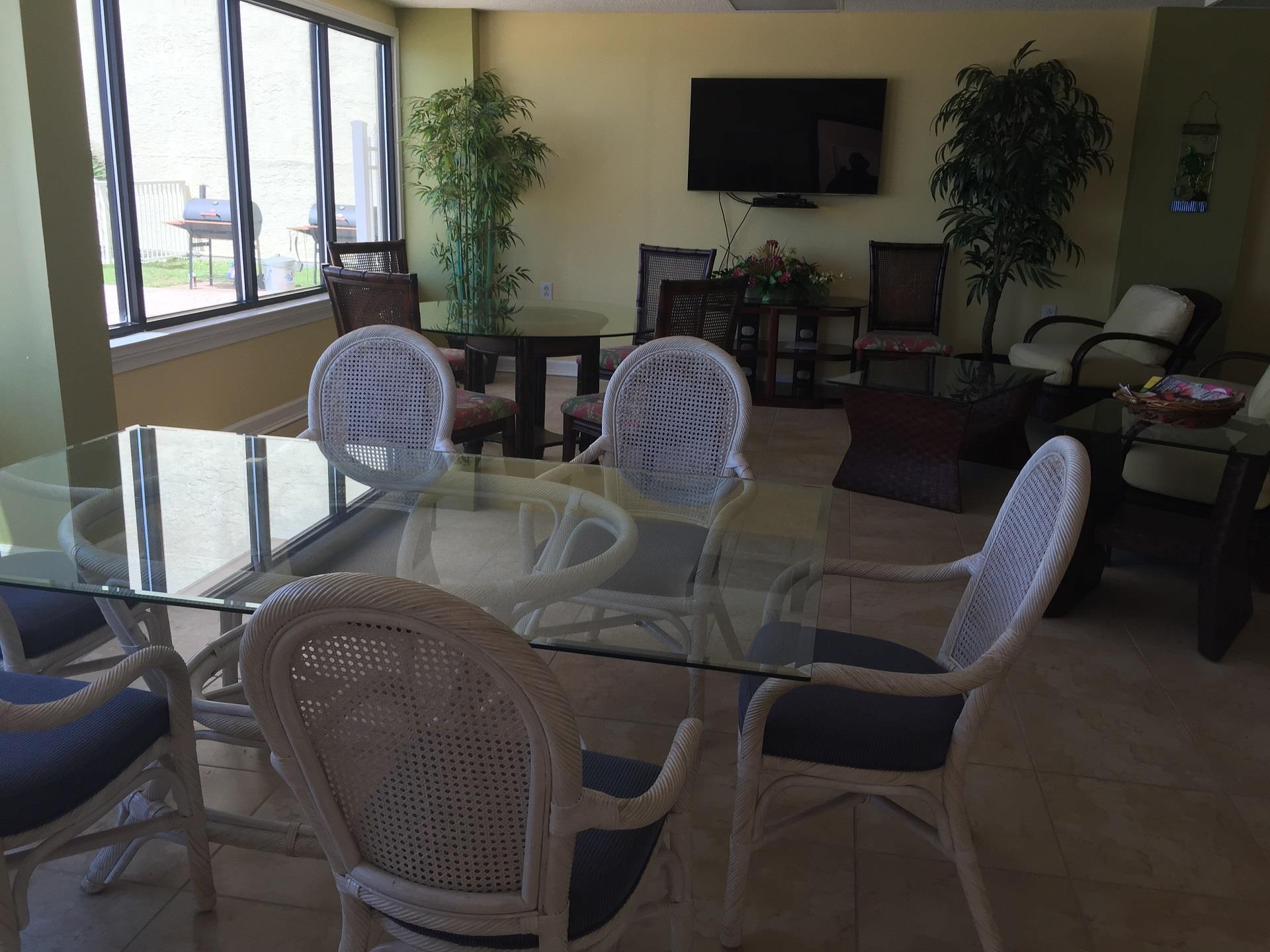 Tropical Winds 602 24