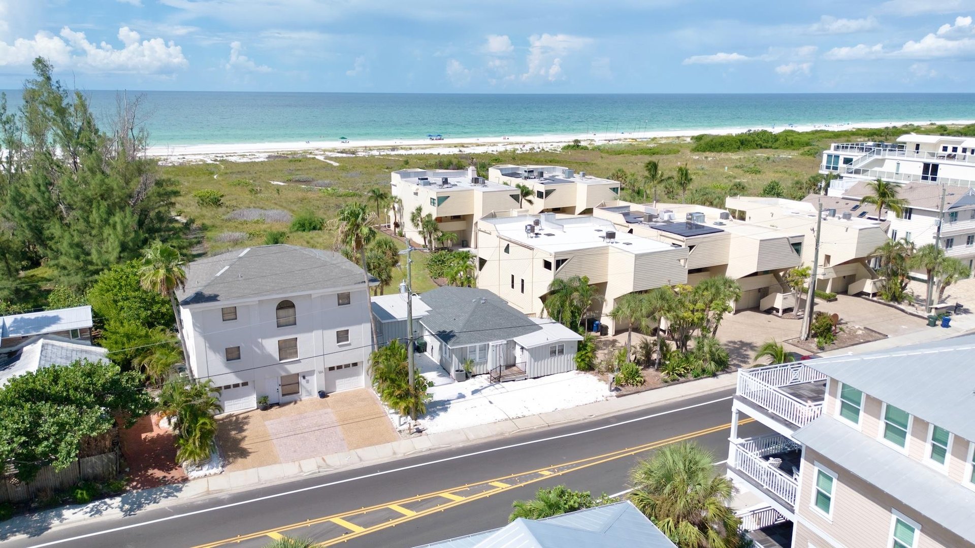 Coastal Cottage by Tropical Sands Accommodations