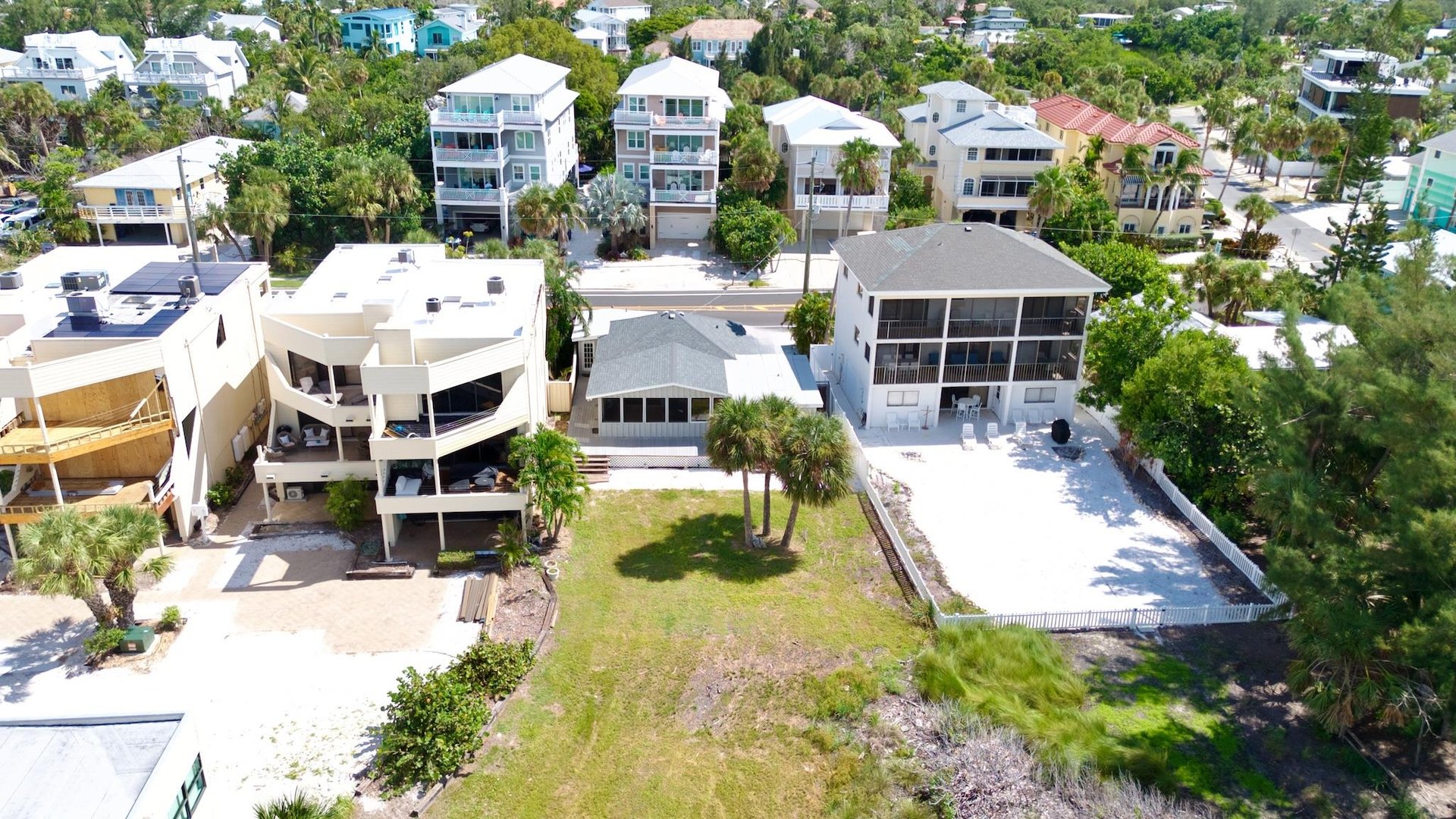 Coastal Cottage by Tropical Sands Accommodations