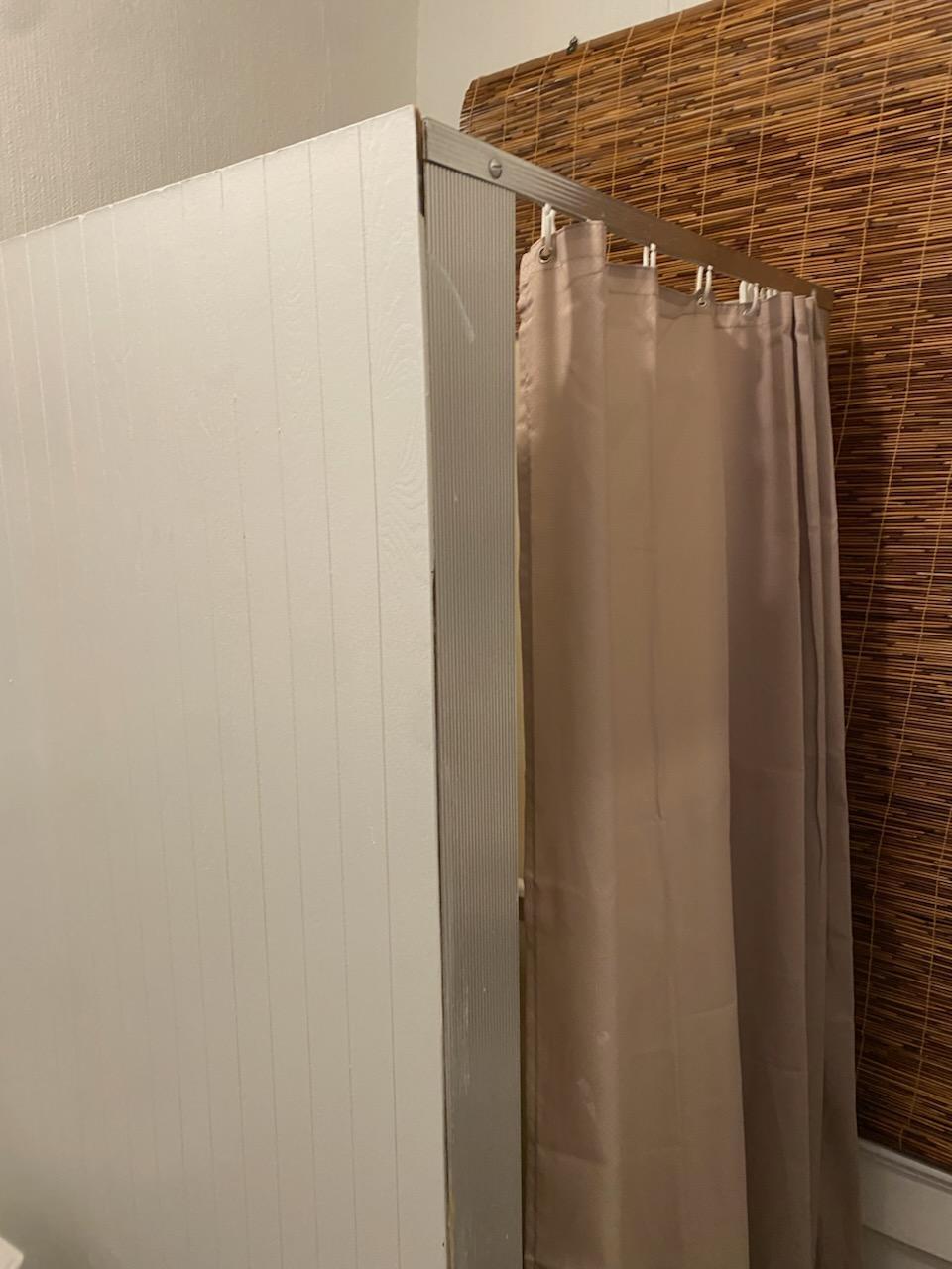 552 beach shower main house