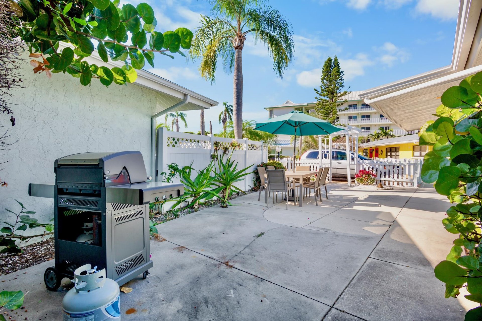 Dos Casitas Retreat by Siesta Key Luxury Rental Properties