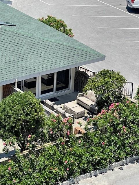 Holiday Surf and Racquet Unit 1A 28