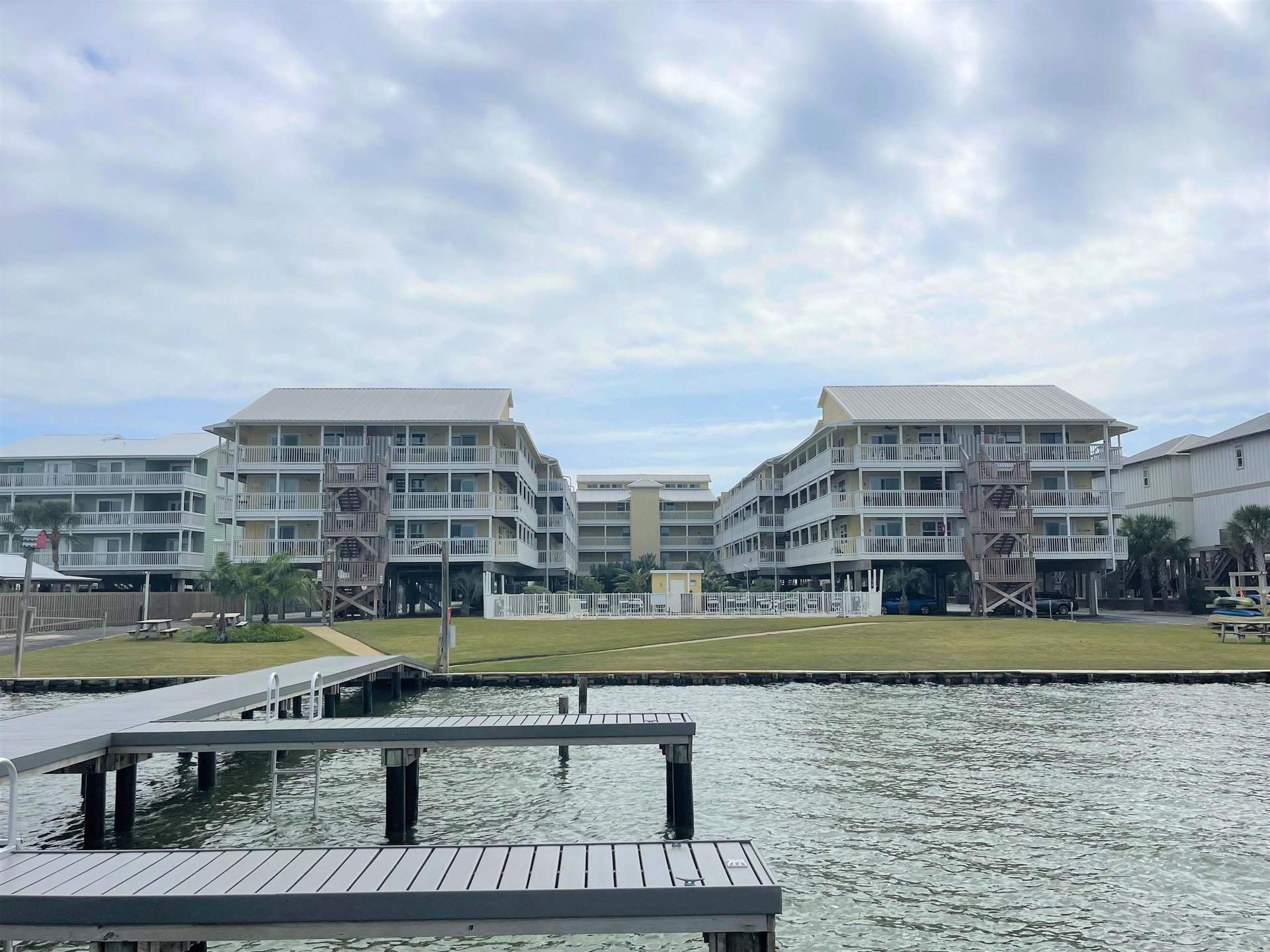 Laguna Run Breeze  Lagoon Run 107 1