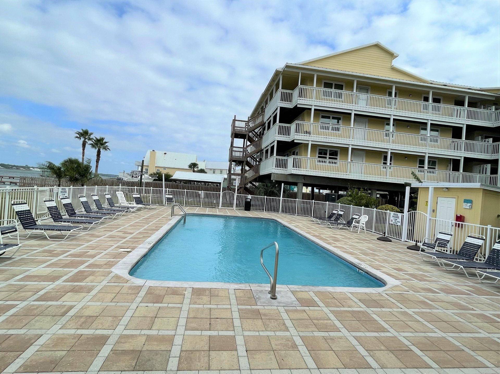 Laguna Run Breeze  Lagoon Run 107 44