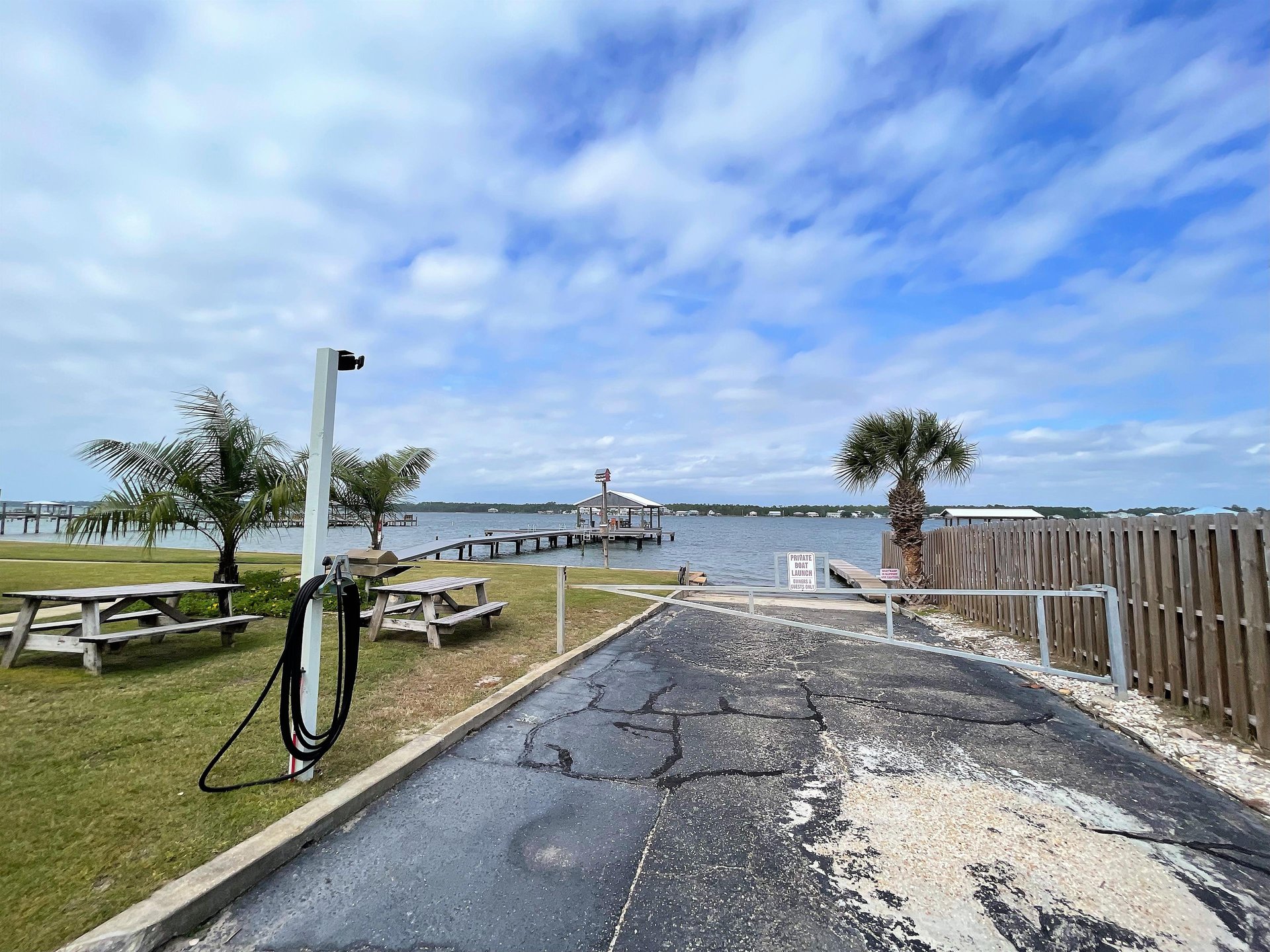 Laguna Run Breeze  Lagoon Run 107 53