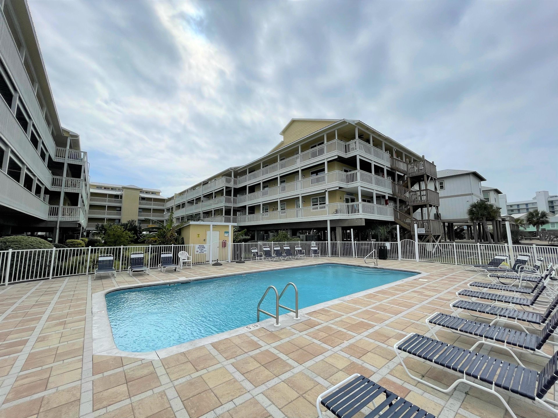 Laguna Run Breeze  Lagoon Run 107 66