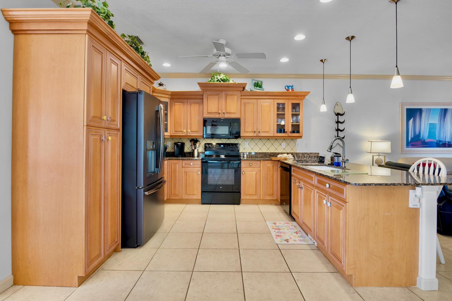 Fully equipped kitchen