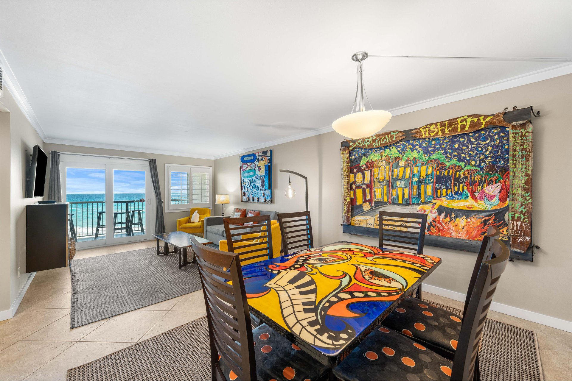 Dining Room Table with Seating for 6