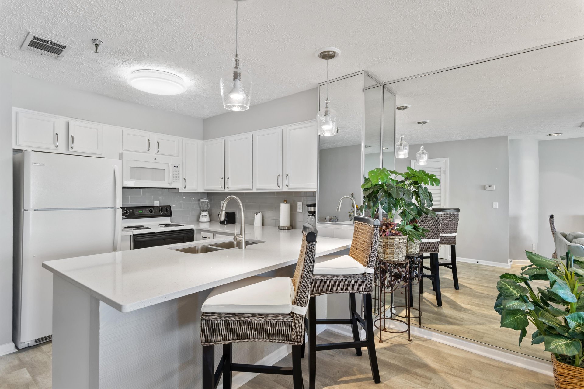 Destin Seafarer 107 8