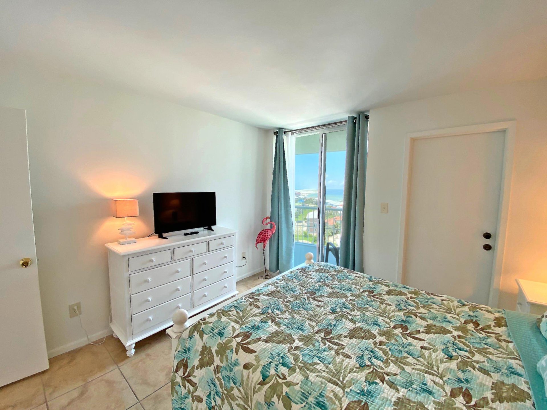 Tristan Towers 10B 17