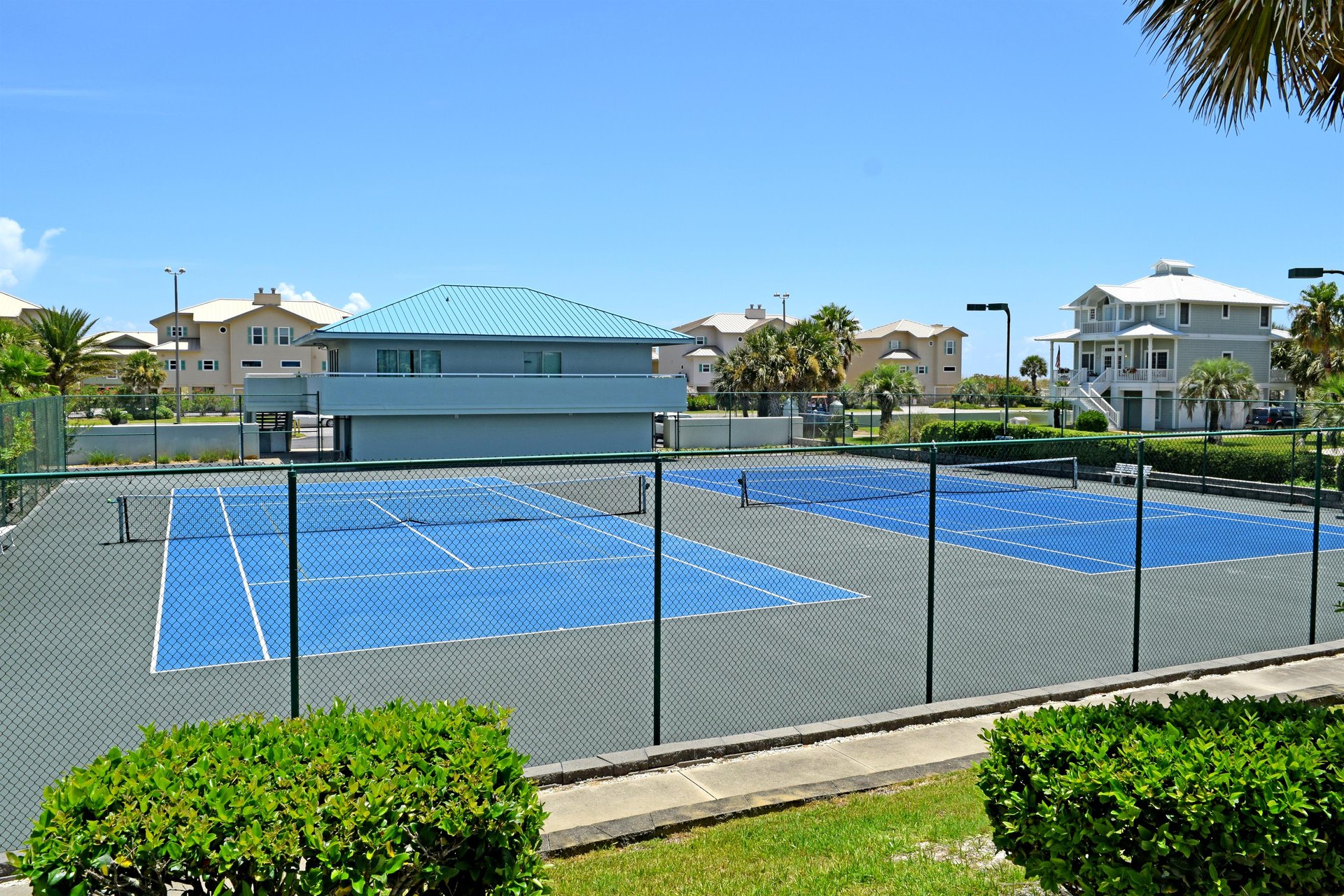 Tristan Towers 10B 25