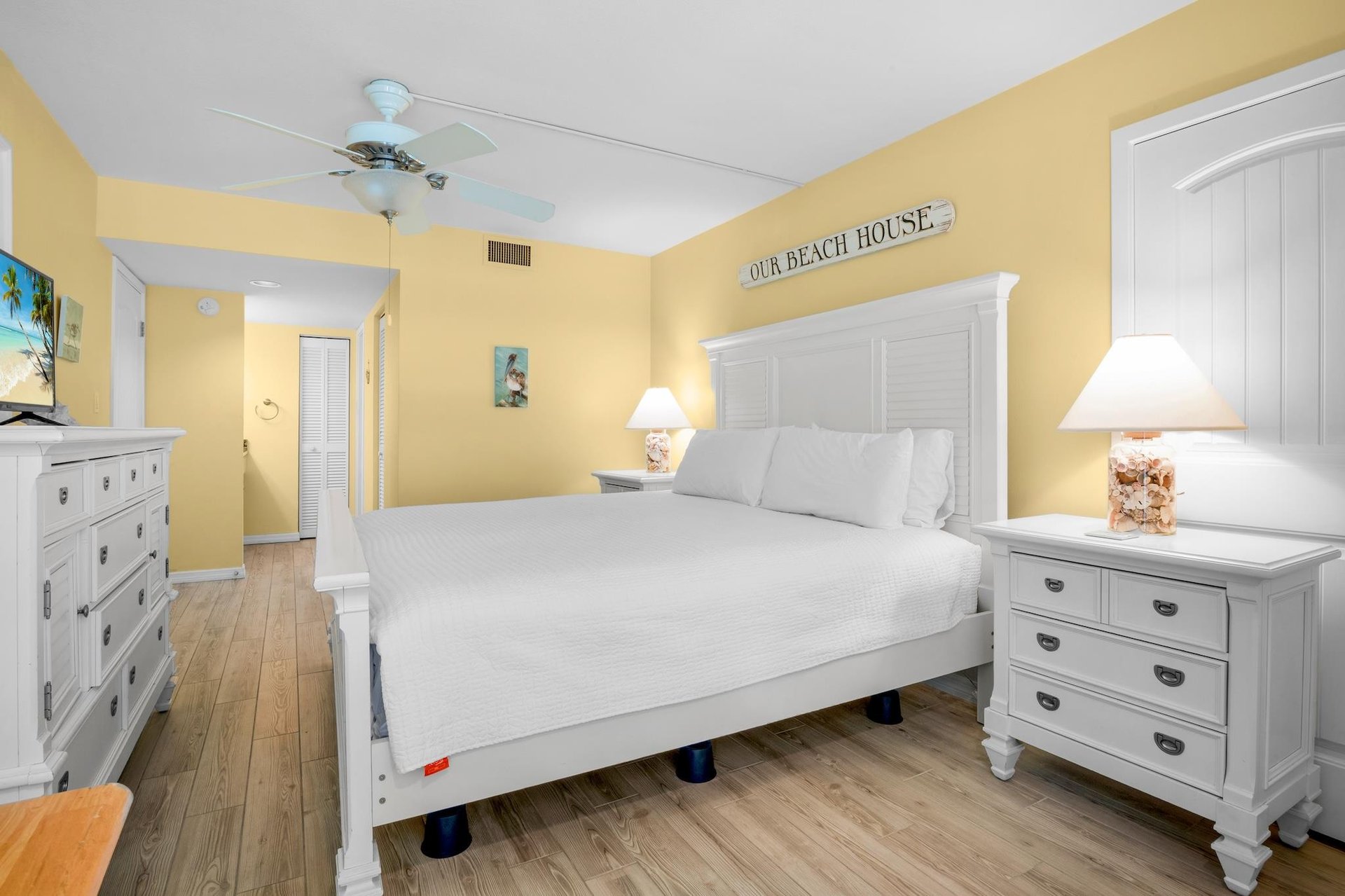 Primary Bedroom, King