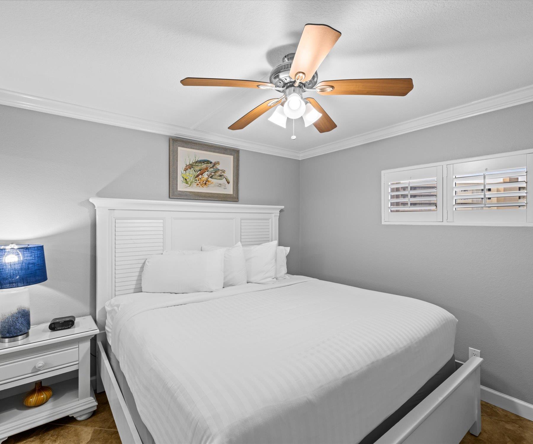 Holiday Surf and Racquet Unit 304 19