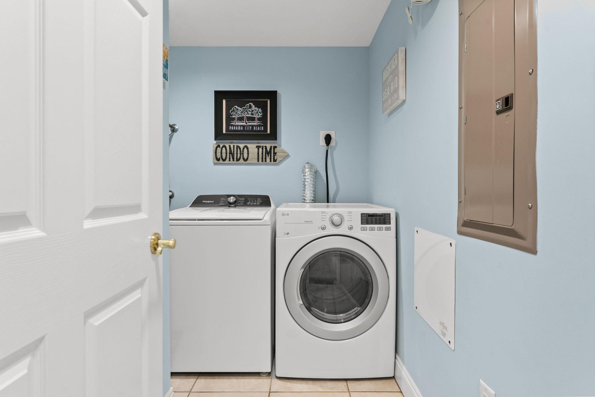For your convenience, there is a washing machine and dryer inside the unit for your use.