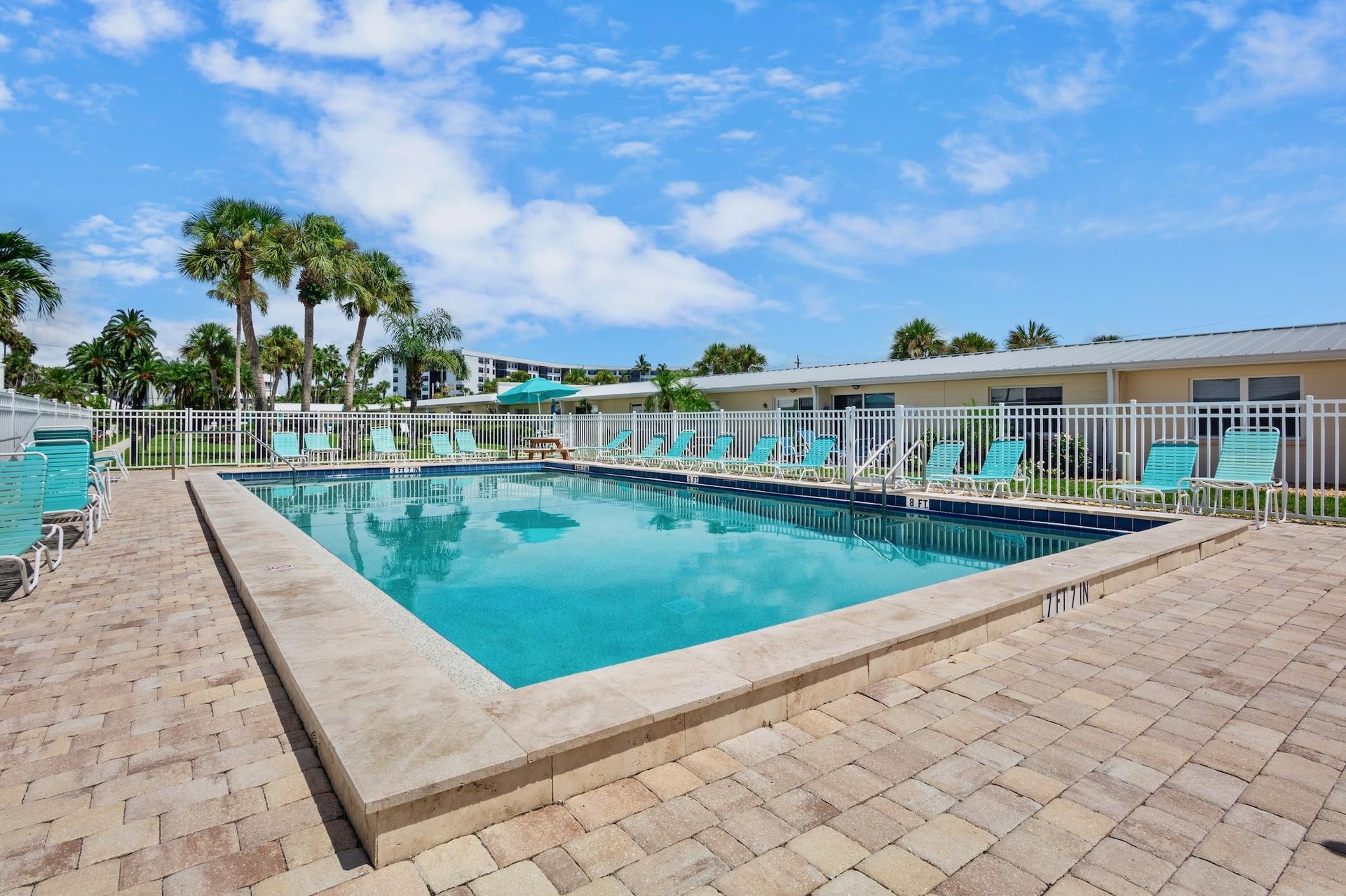 Jamaica Royale  Tropical Sands Accommodations