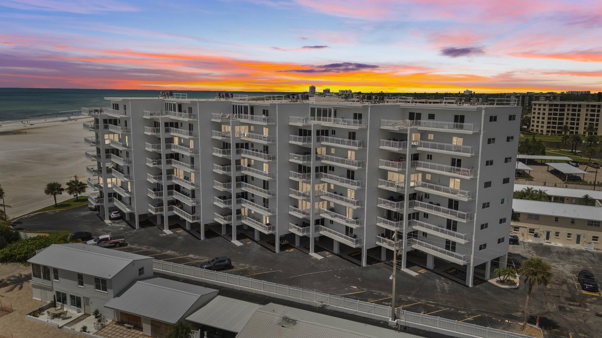 Jamaica Royale  Tropical Sands Accommodations