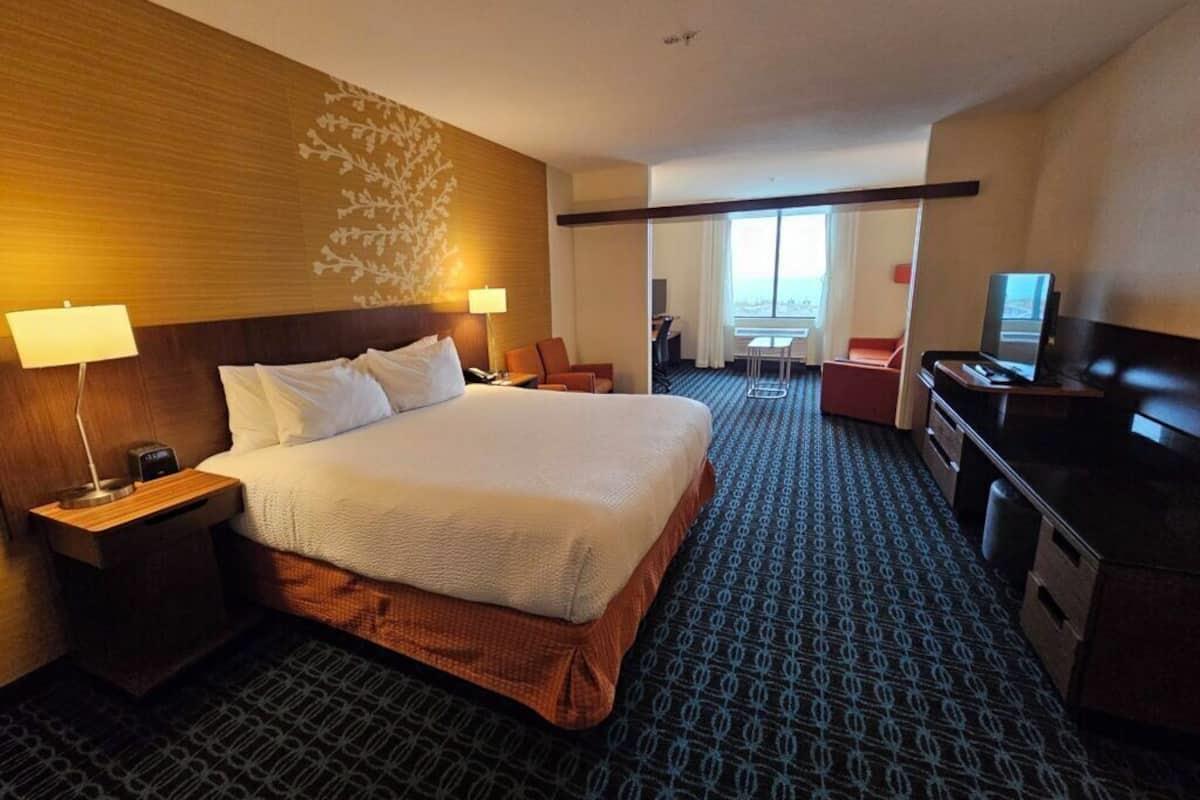 Room at Wavecrest Lodge in Fort Walton Beach, Florida