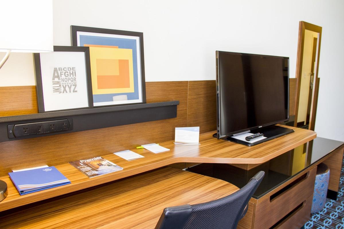 Wavecrest Lodge in Fort Walton Beach, Florida