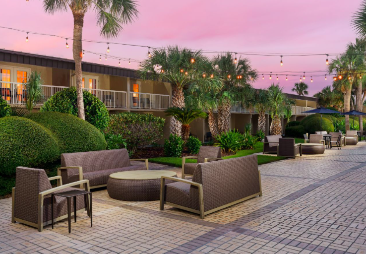 Outdoor patio at Four Points by Sheraton at Fort Walton Beach, Florida