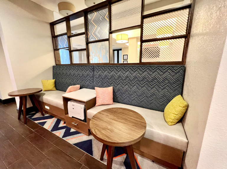 Lobby  at the Hampton Inn at Fort Walton Beach, Florida