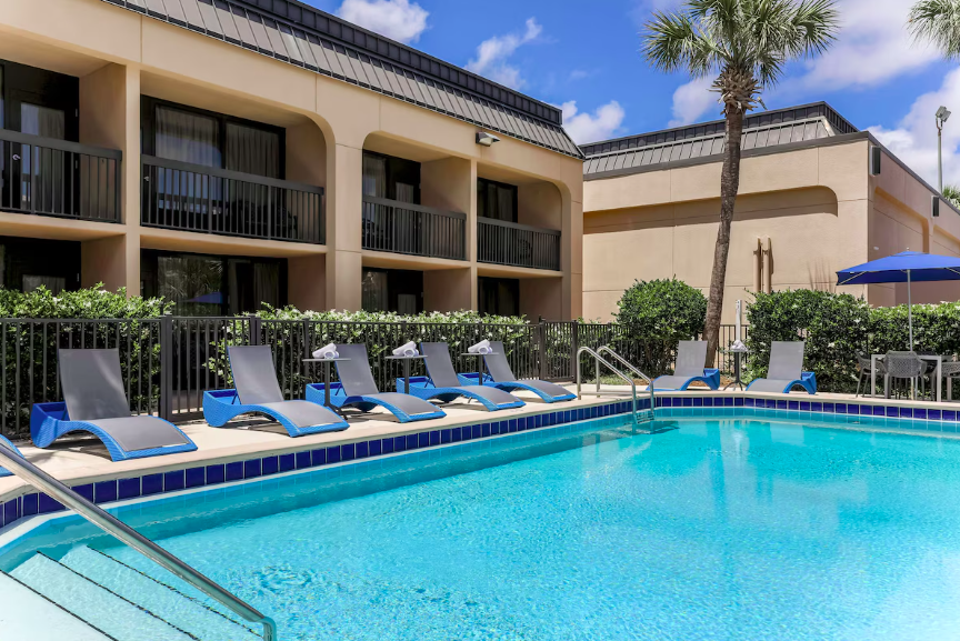 Pool at the Hampton Inn at Fort Walton Beach, Florida