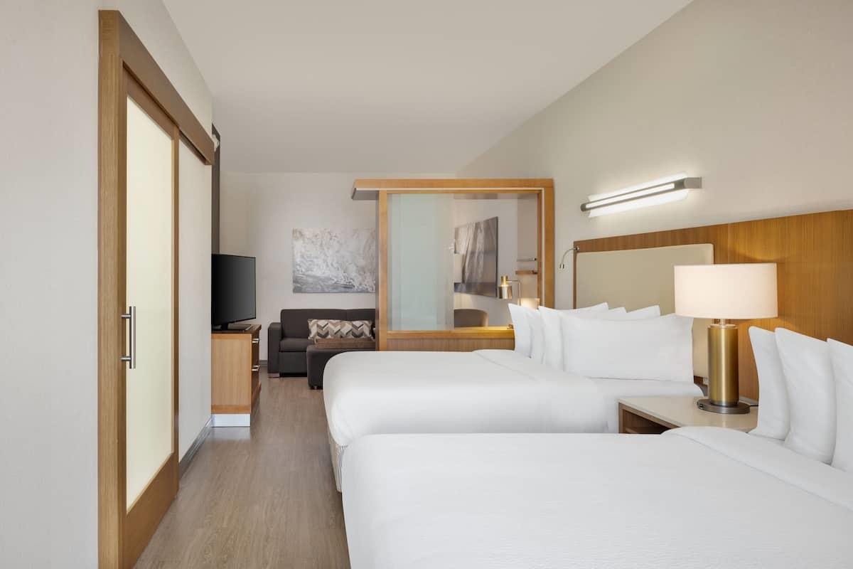 Room at SpringHill Suites Orange Beach at the Wharf