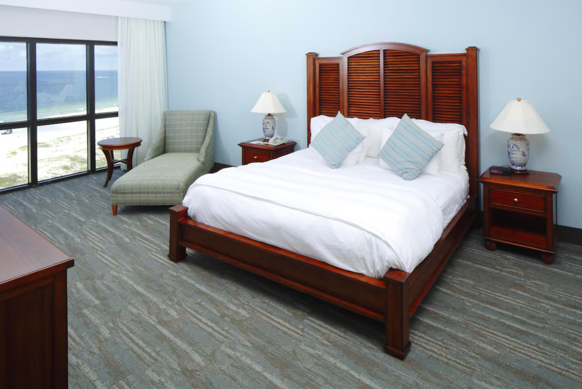 Room at Island House Hotel Orange Beach