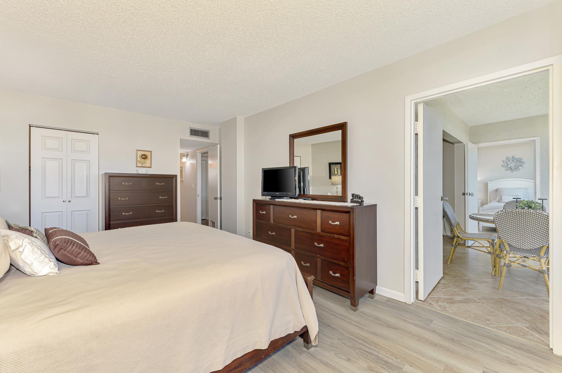 Primary Bedroom, King