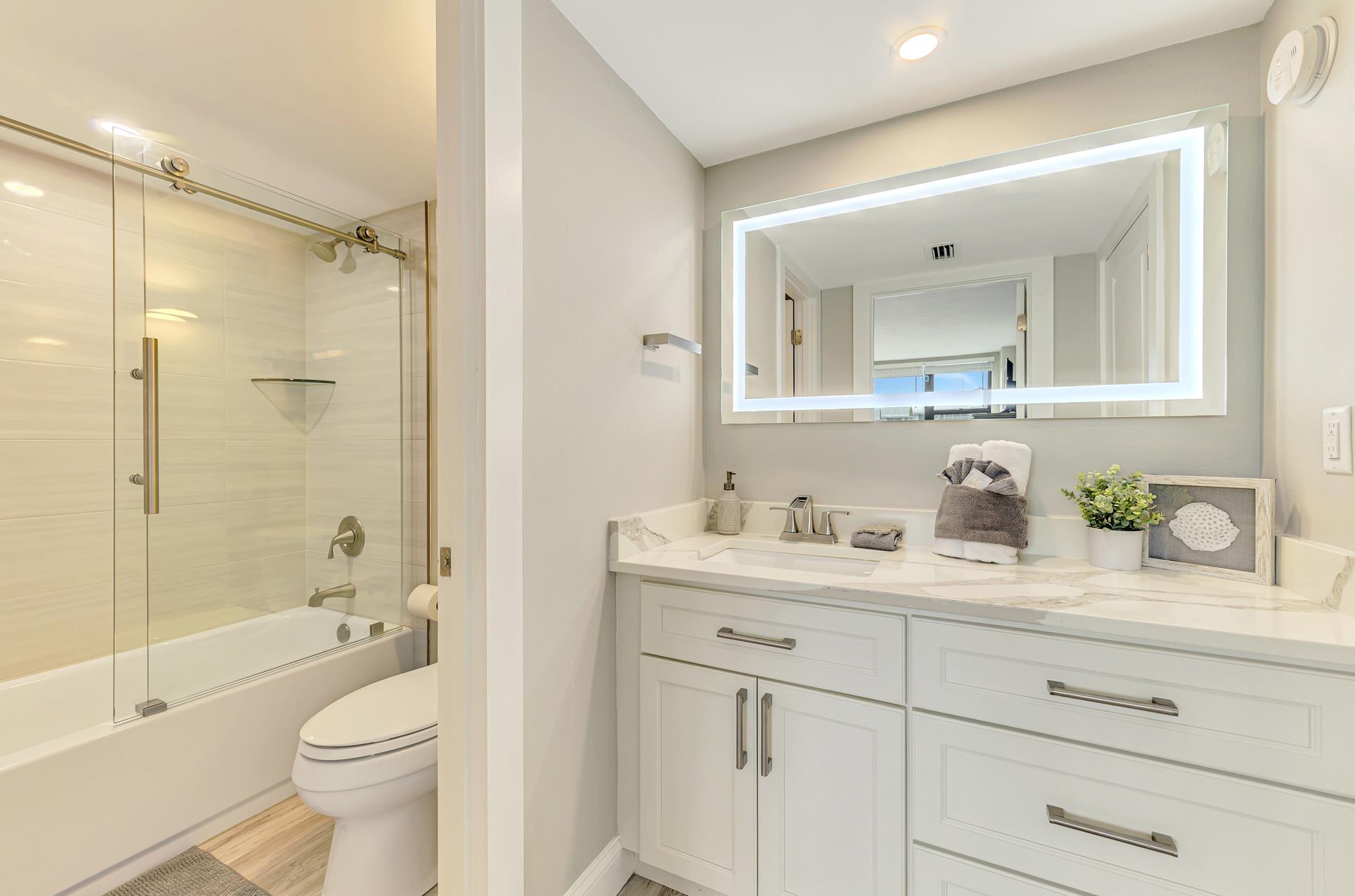 Second Bathroom, Ensuite