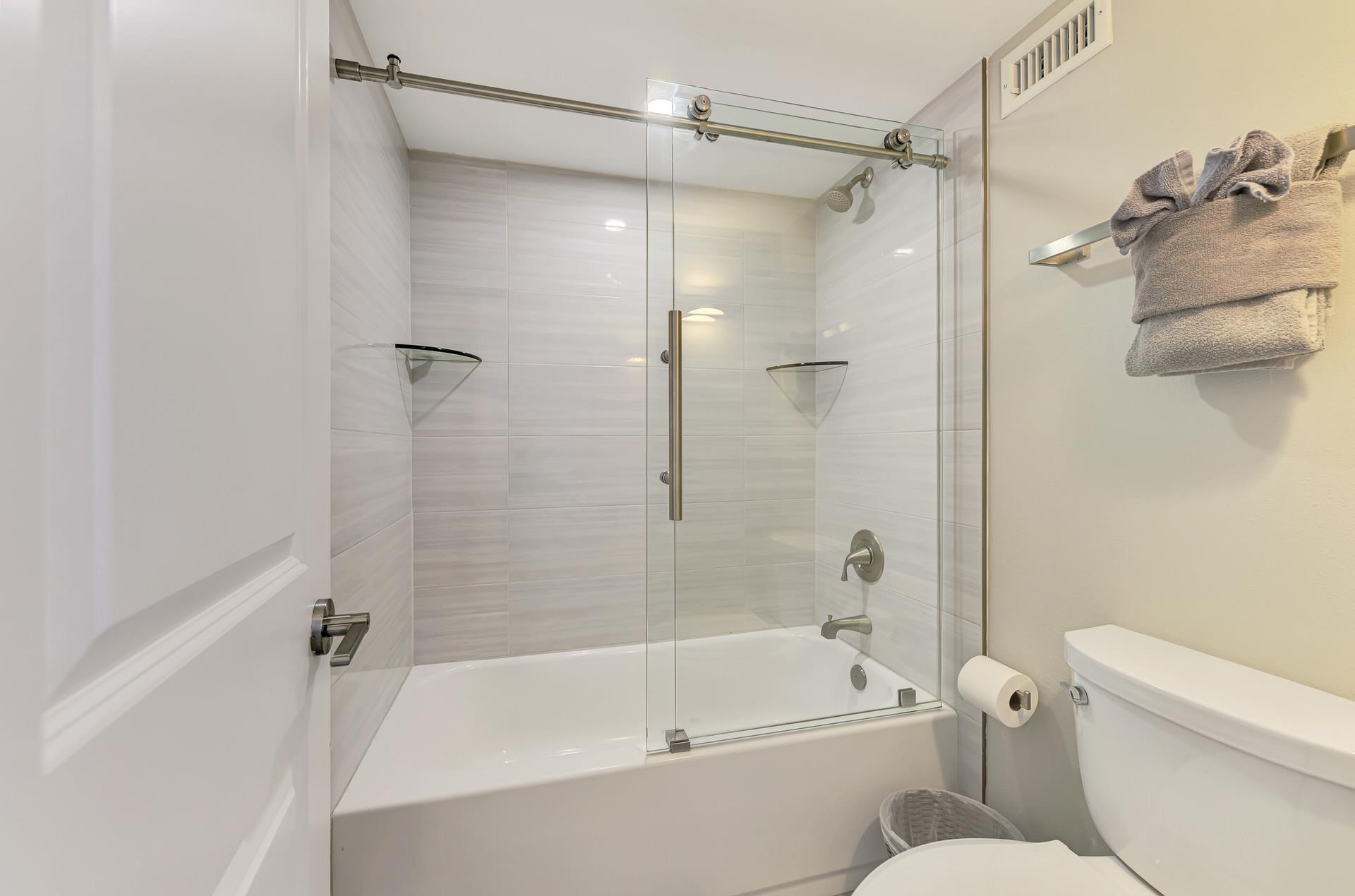 Second Bathroom, Ensuite