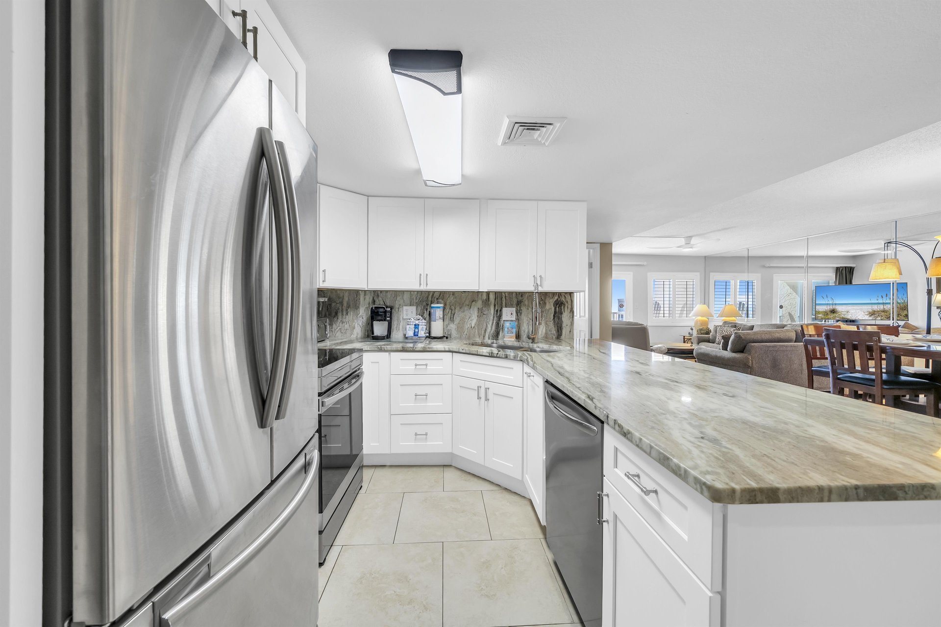 Kitchen entry